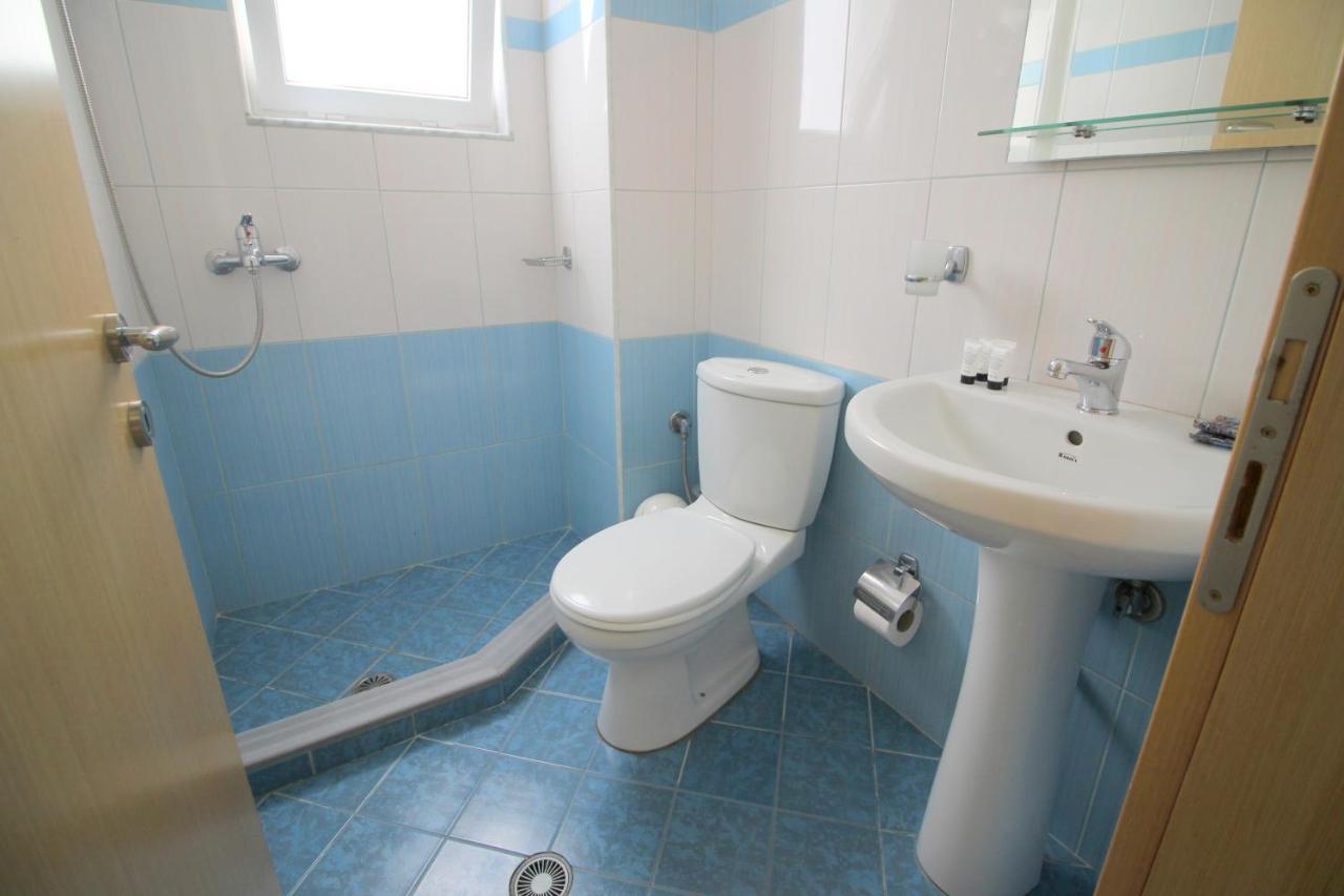 Hotel Corner Rentals Ksamil 3*