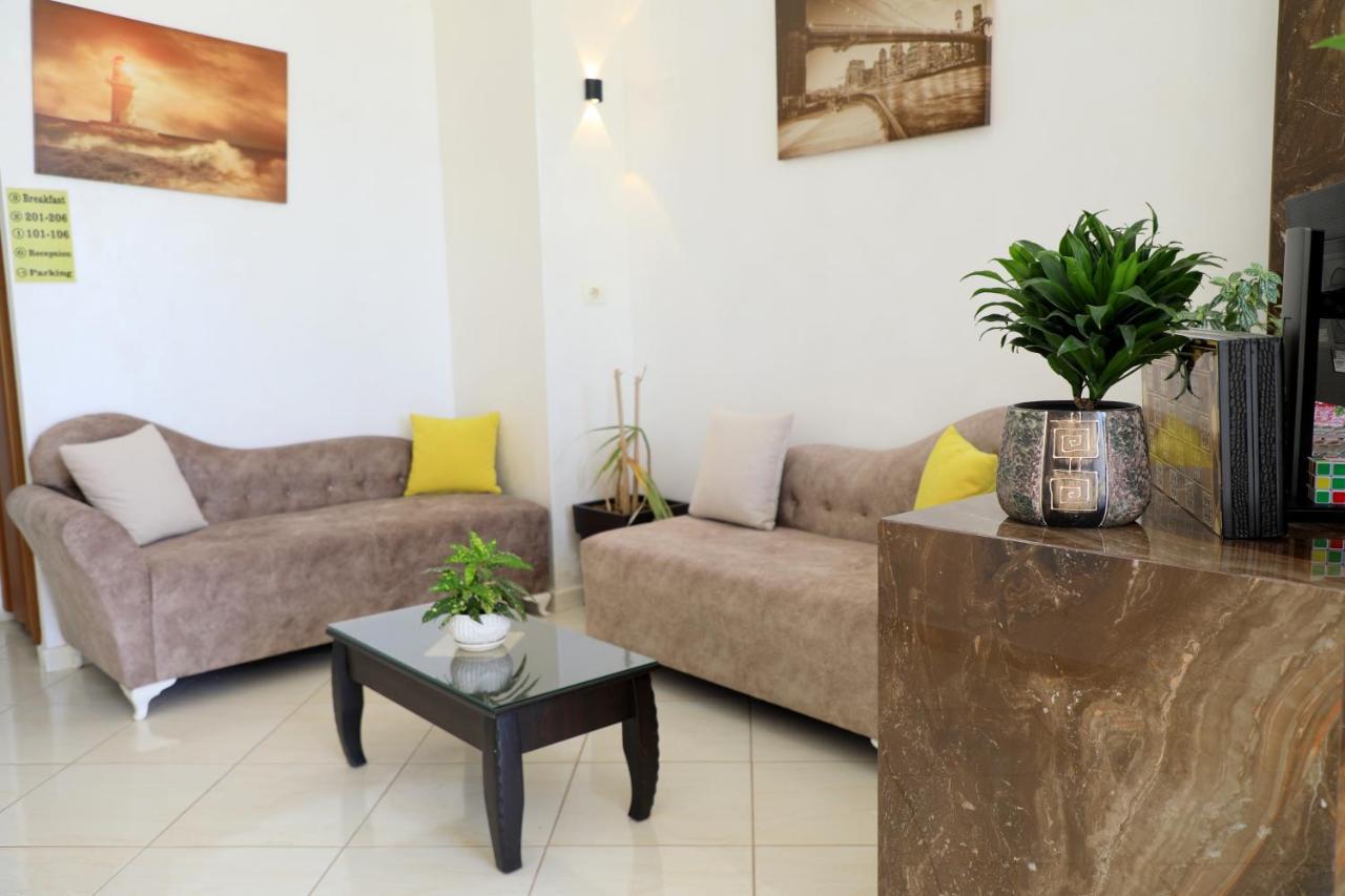 Hotel Corner Rentals Ksamil 3*