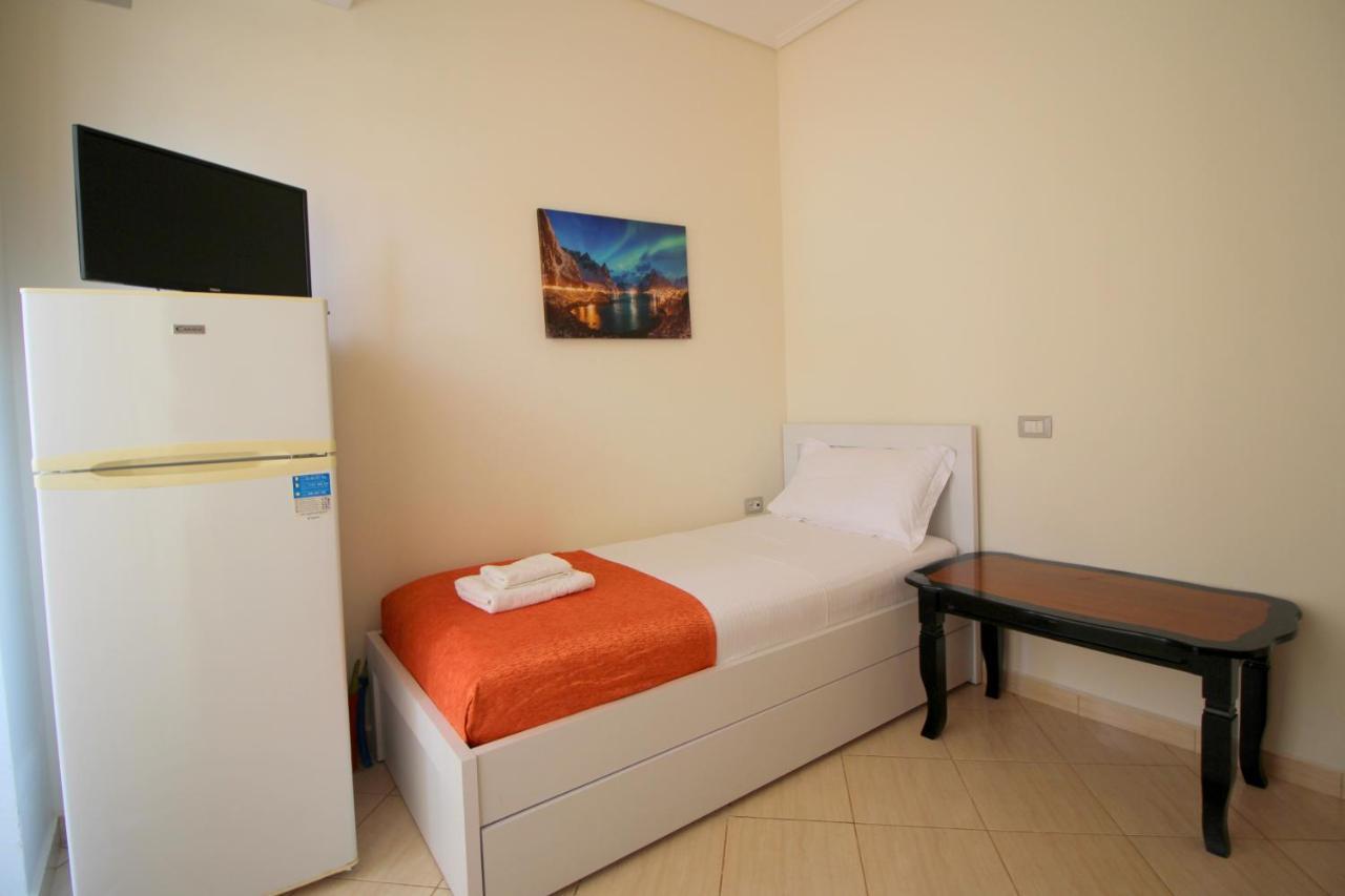 Corner Rentals Ksamil Hotel 3*