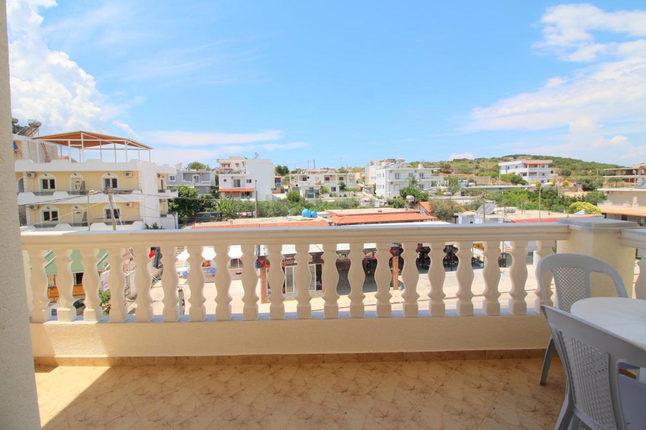 Hotel Corner Rentals Ksamil 3*